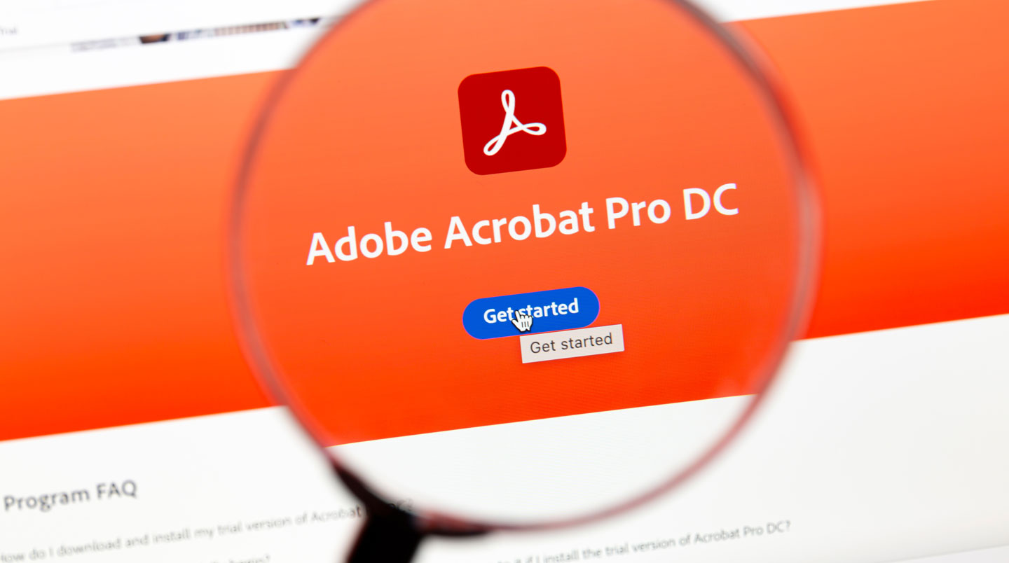 Interface Adobe Creative Cloud affichant les logiciels professionnels essentiels pour la formation en infographie